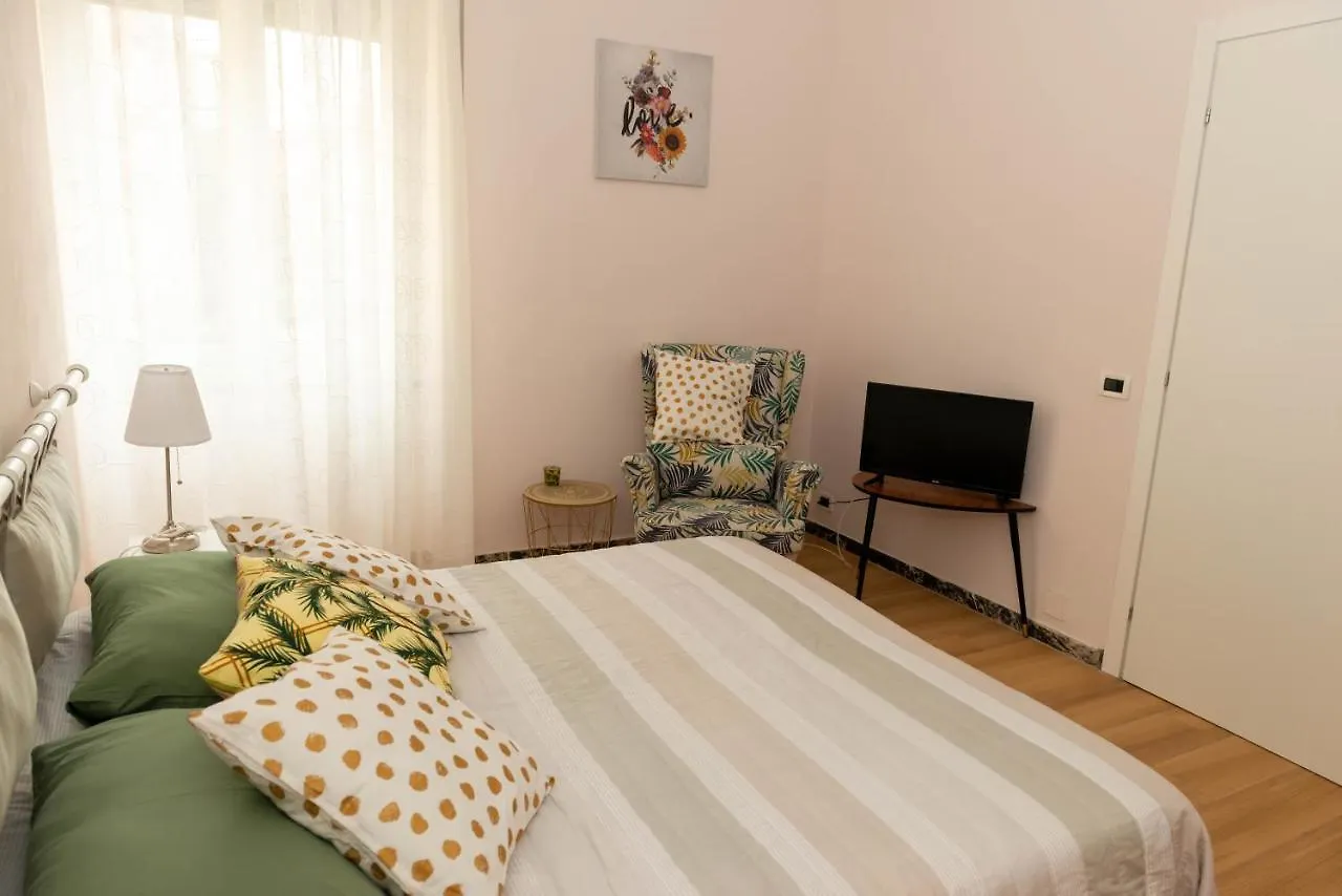 Charlotte Appartamento Con Parcheggio, 5 Terre, Vicino Stazione La Spezia Apartment