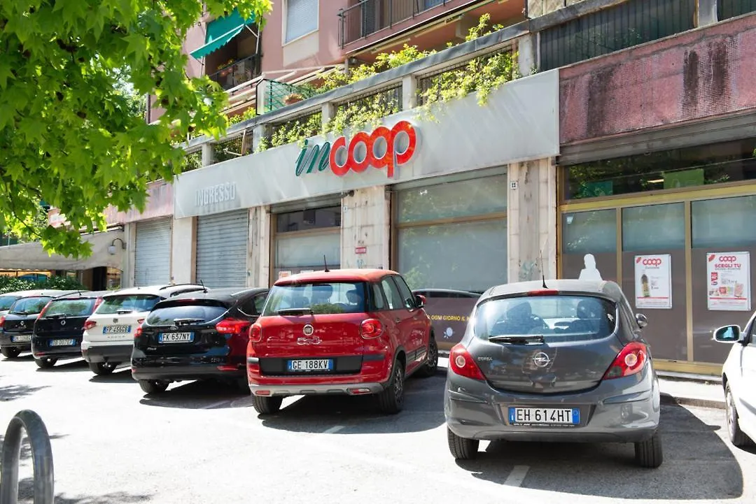 Apartment Charlotte Appartamento Con Parcheggio, 5 Terre, Vicino Stazione La Spezia