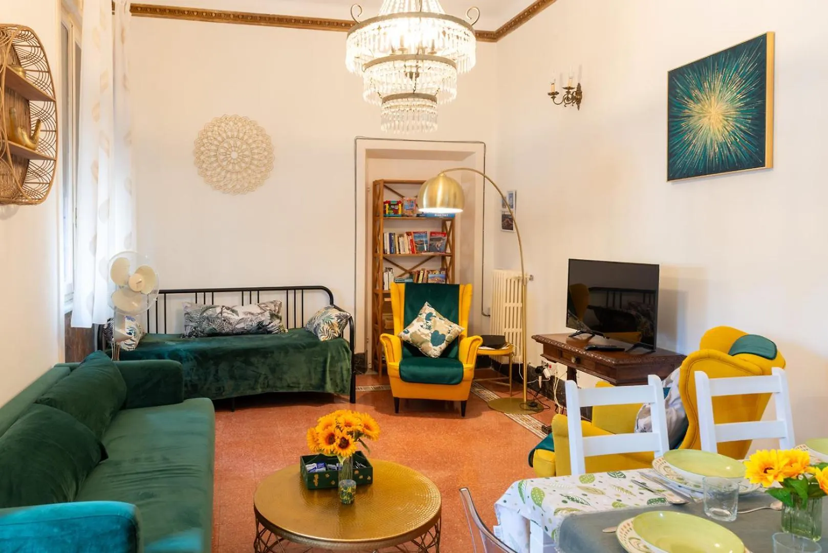 Apartment Charlotte Appartamento Con Parcheggio, 5 Terre, Vicino Stazione La Spezia